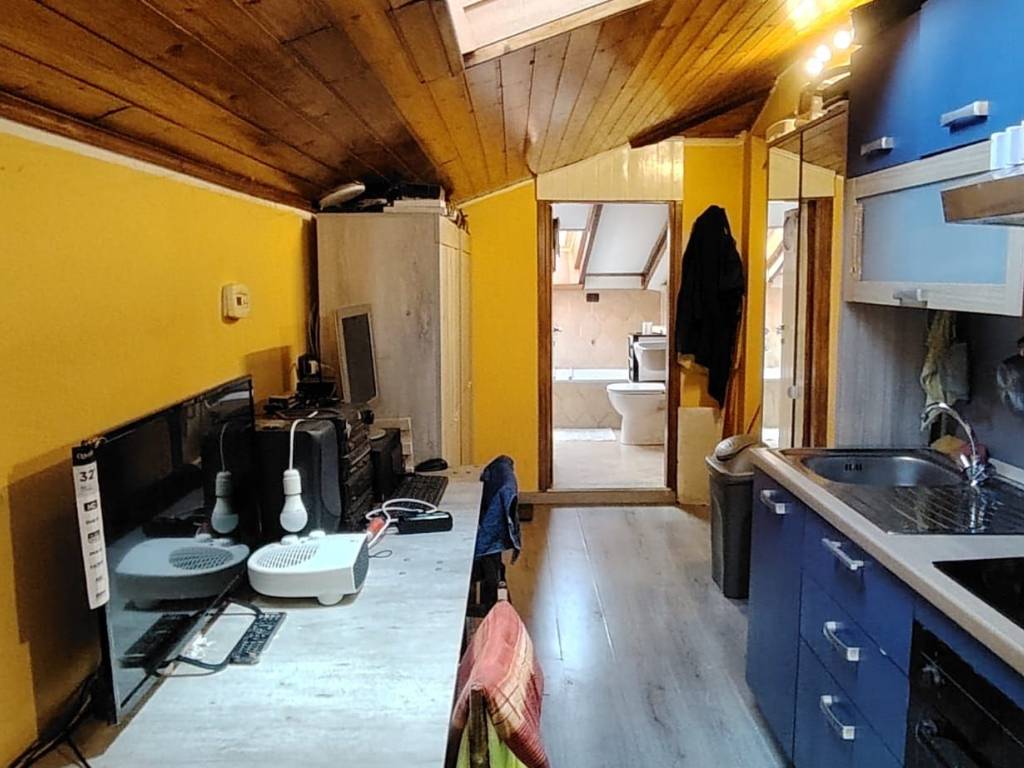 Appartamento a Cardano al campo in Via Guglielmo Oberdan, 10 - Foto 4