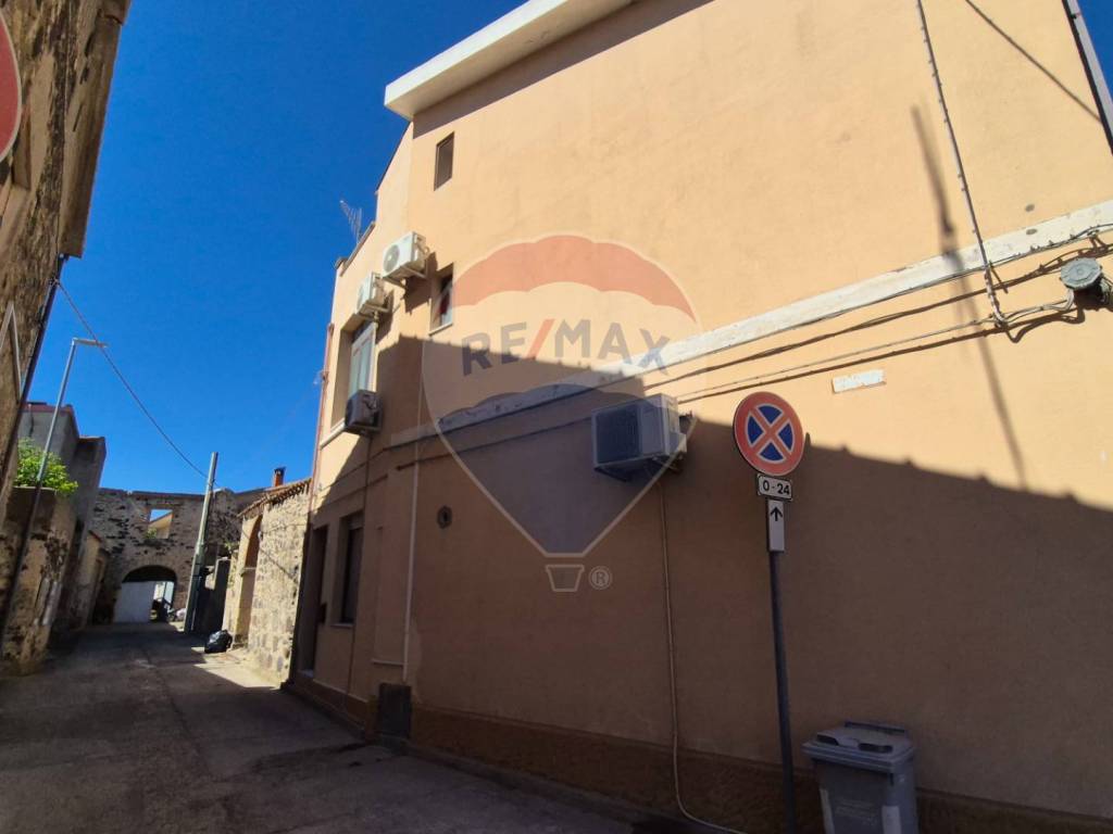 Casa indipendente a Mogoro in Piazza del Popolo - Foto 3