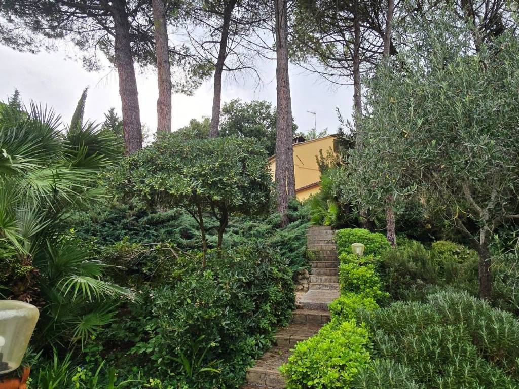 Villa a Fano in Strada Comunale di Monte Giove - Foto 3