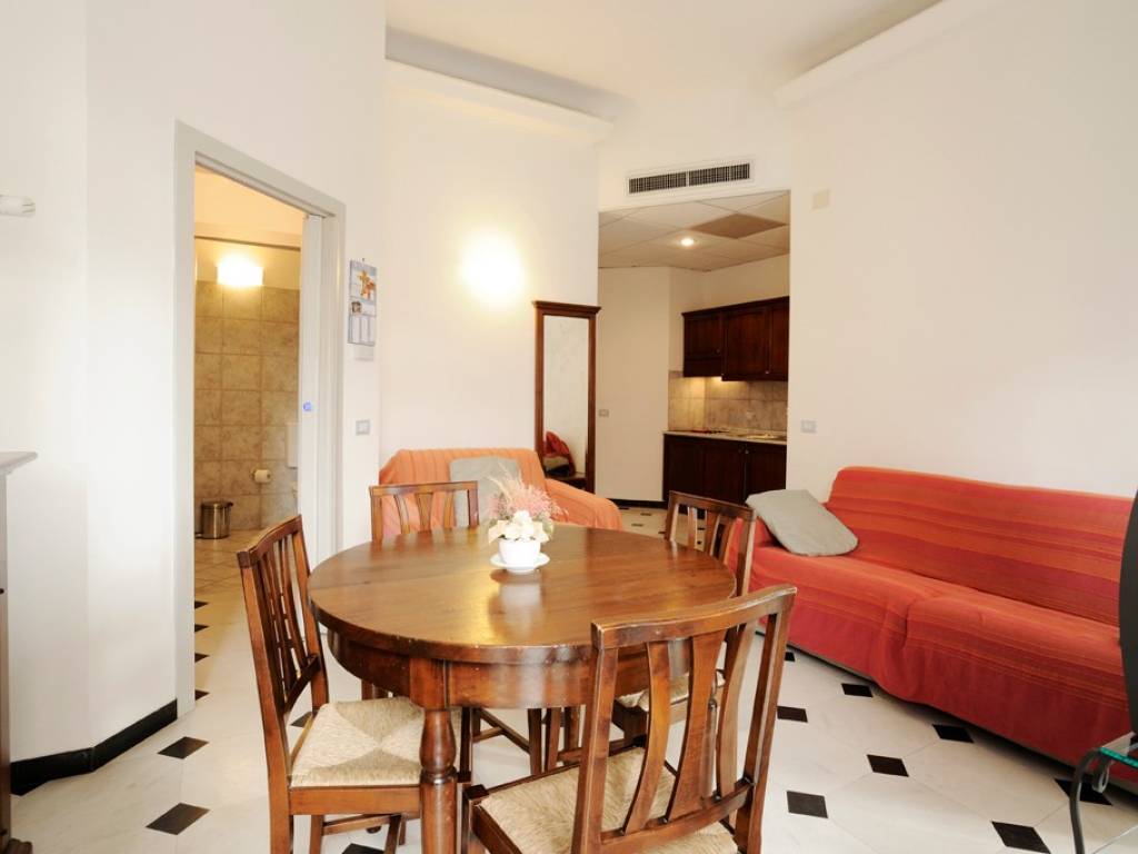 Appartamento a Finale ligure in Via Aurelia, 104 - Foto 2