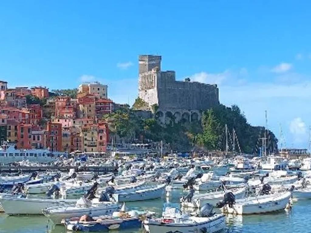 Appartamento a Sarzana in Via Del Corso, 2 - Foto 4