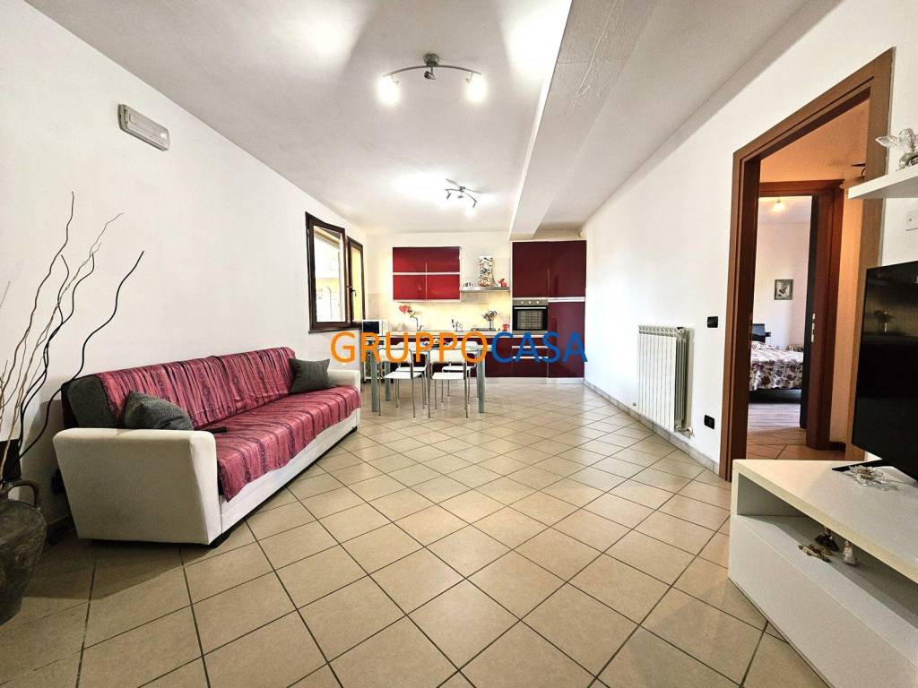 Appartamento a Altopascio in Via Michelangiolo Moroni, 5 - Foto 2
