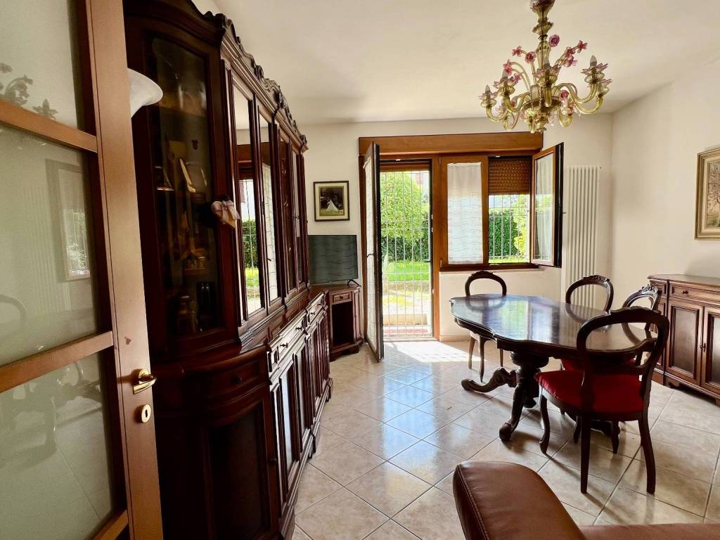 Appartamento a Caldogno in Via Silvio Pellico - Foto 2