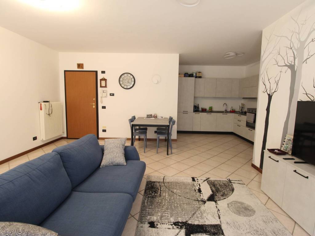 Appartamento a Arzignano in Via Duca d'Aosta - Foto 2