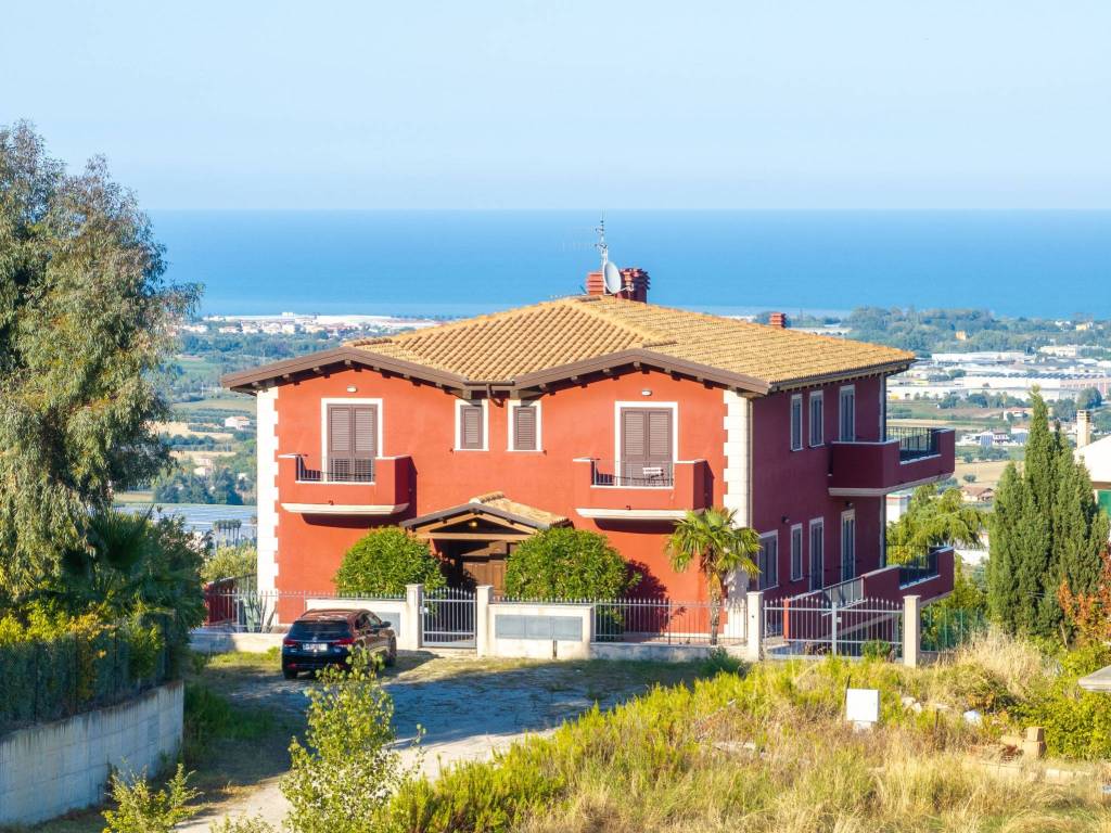 Villa a Atri in Via Sorricchio - Foto 3