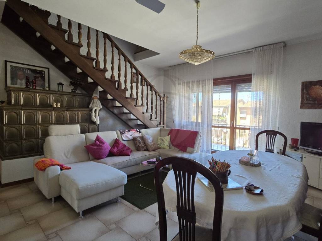 Casa indipendente a Acquasparta in Viale Cesare Battisti, 20 - Foto 2