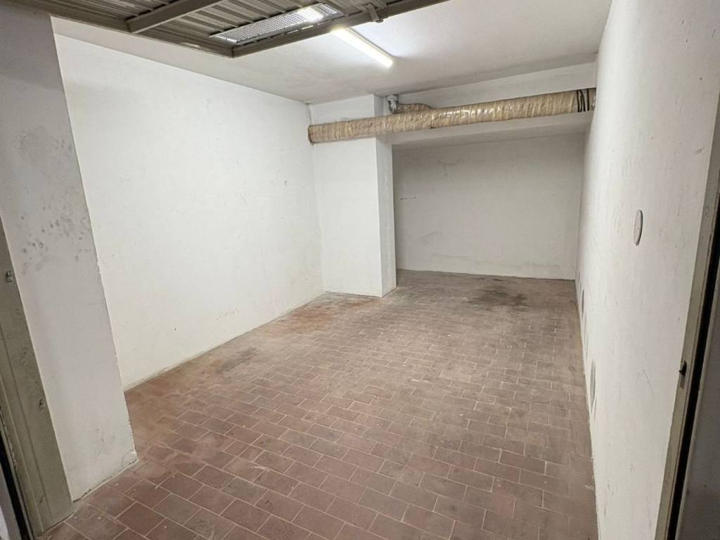 Box / garage a Borghetto santo spirito in Via Michelangelo - Foto 2