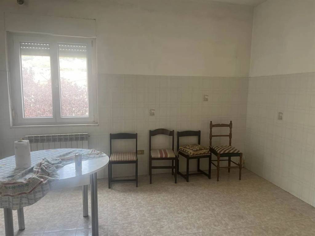 Appartamento a Roccamonfina in Via San Leonardo - Foto 5