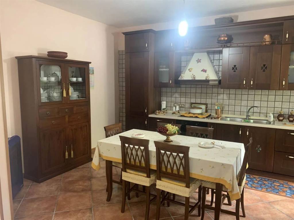 Appartamento a Roccamonfina in Via Giovanni Xxiii, 9 - Foto 3