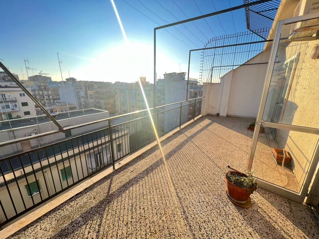 Attico / mansarda a Bari in Via Giovanni Laterza, 67 - Foto 2