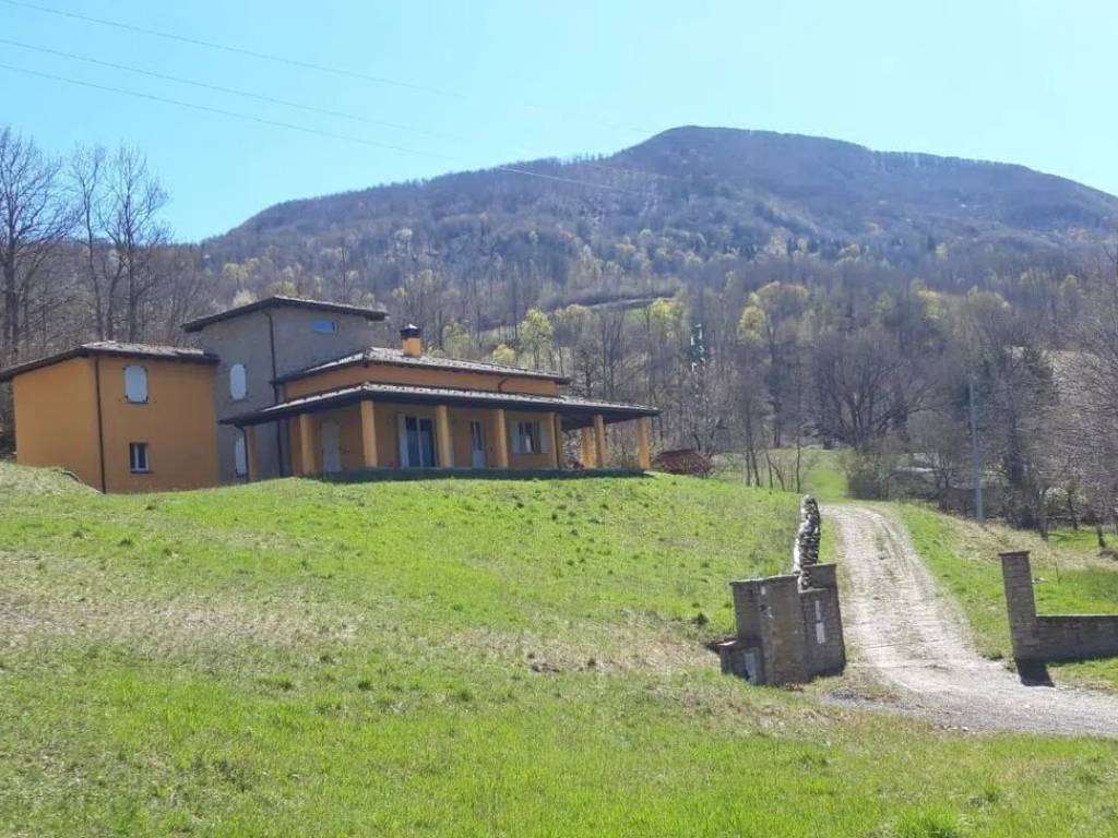 Villa a Palanzano in Via Giarola, 3 - Foto 1