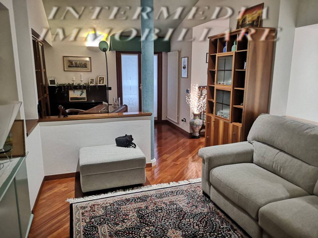 Casa indipendente a Montevarchi in Via Levanella - Foto 3