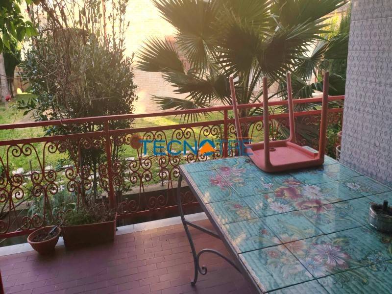 Villa a Martinsicuro in Via Udine, 9 - Foto 5