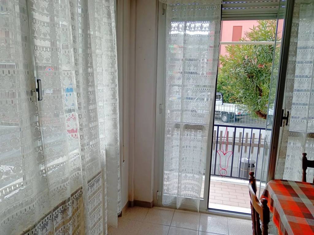 Appartamento a Spotorno in Via Germania, 19 - Foto 3