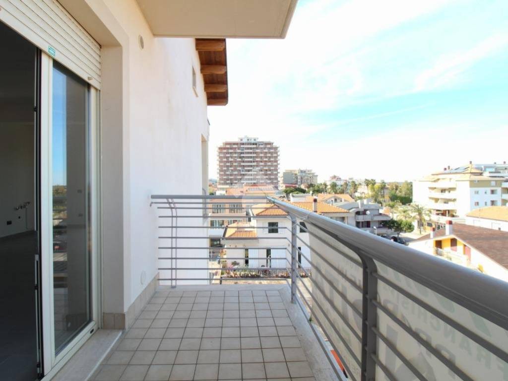 Appartamento a Roseto degli abruzzi in Via Pò, 1 - Foto 5