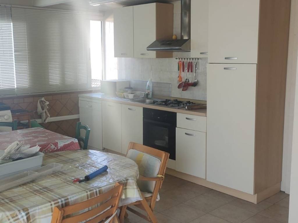 Appartamento a Aci catena in Via 4 Novembre - Foto 4
