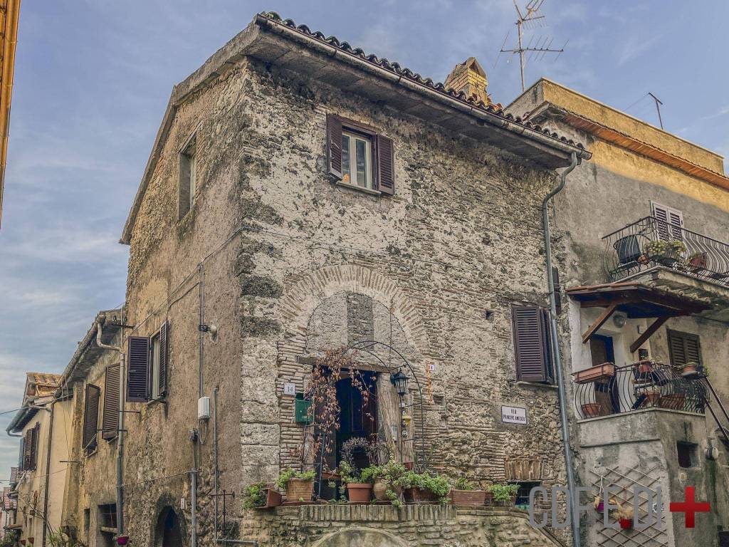 Casa indipendente a Castelnuovo di farfa in Via Umberto I - Foto 5