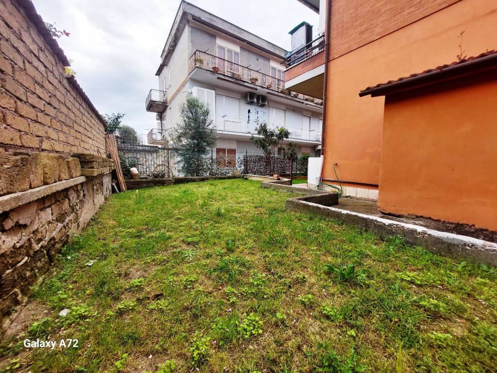 Appartamento a Roma in Via Ettore Rosso - Foto 2