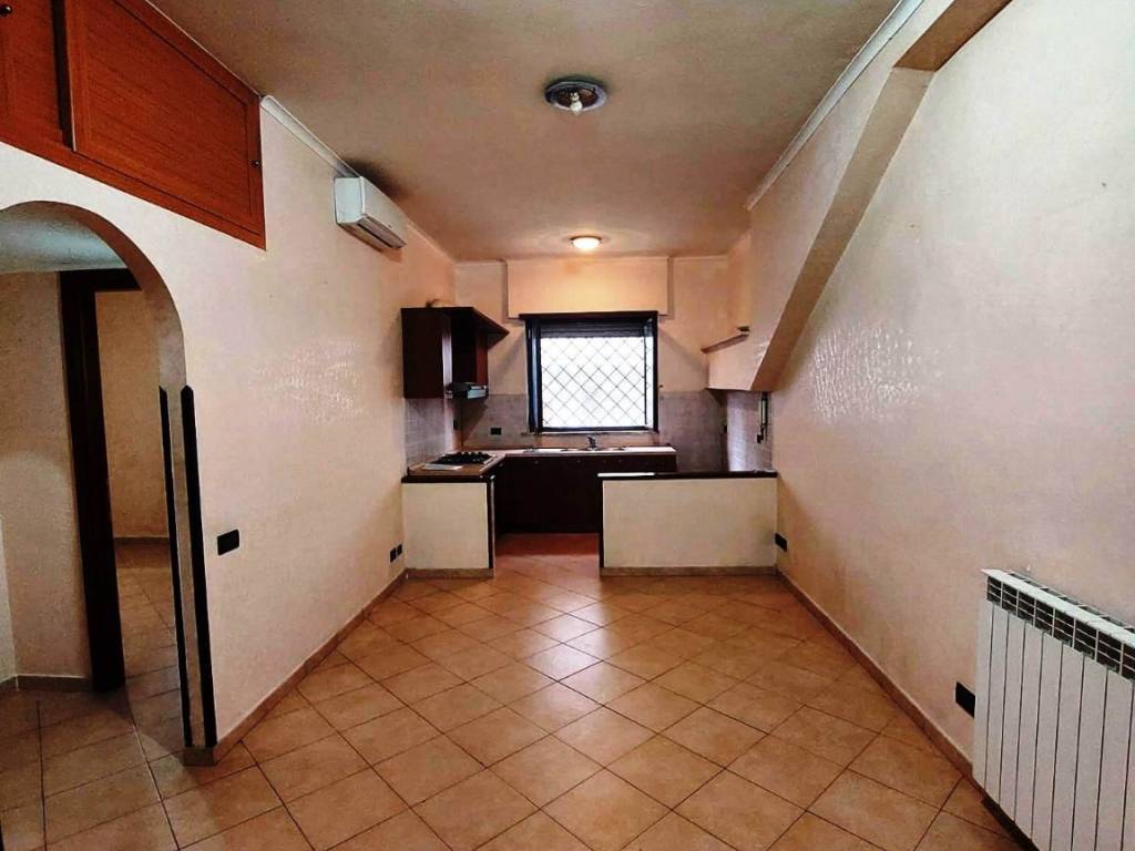 Appartamento a Roma in Via Ettore Rosso - Foto 3