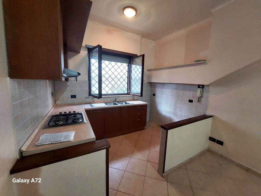 Appartamento a Roma in Via Ettore Rosso - Foto 5