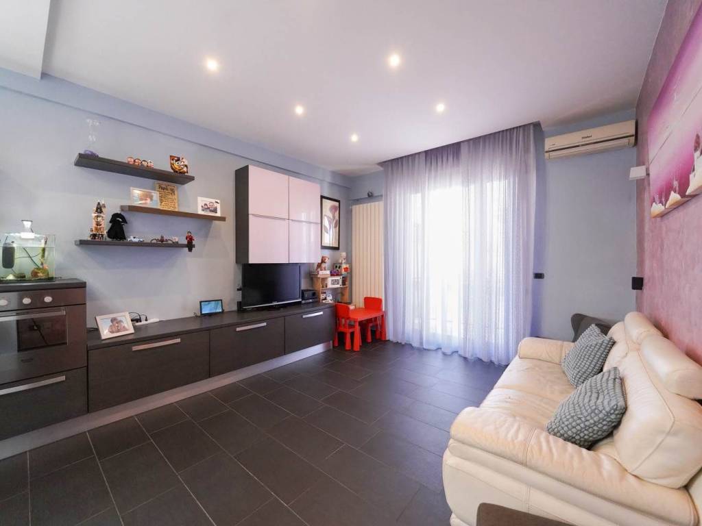 Appartamento a Palo del colle in Via Duca degli Abruzzi , 36 - Foto 2