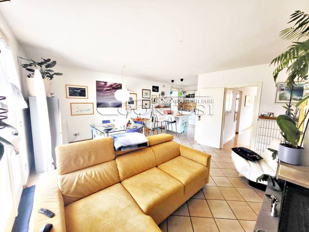 Appartamento a Perugia in Via degli Astri - Foto 4