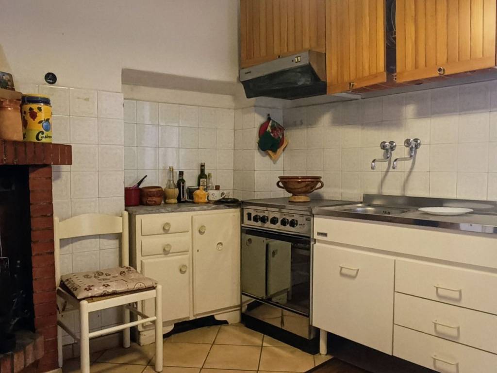 Appartamento a Collevecchio in Via Gaspare Lesen, 4 - Foto 4