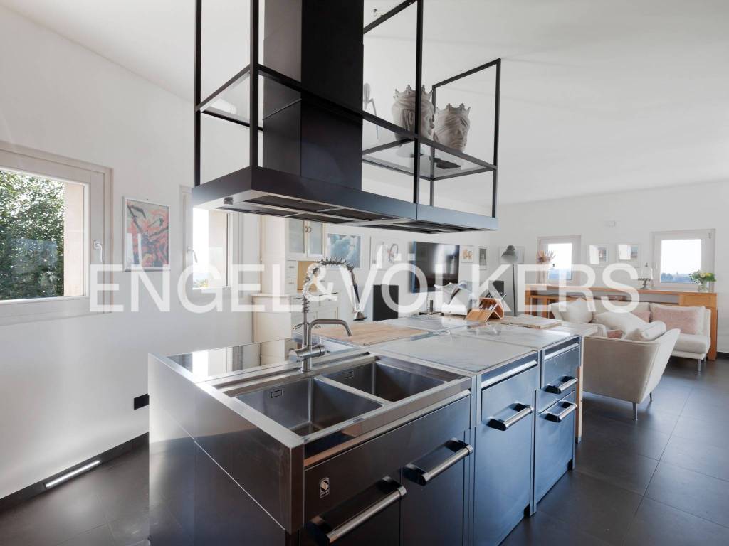 Villa a Caprino veronese in Via Bisse - Foto 2