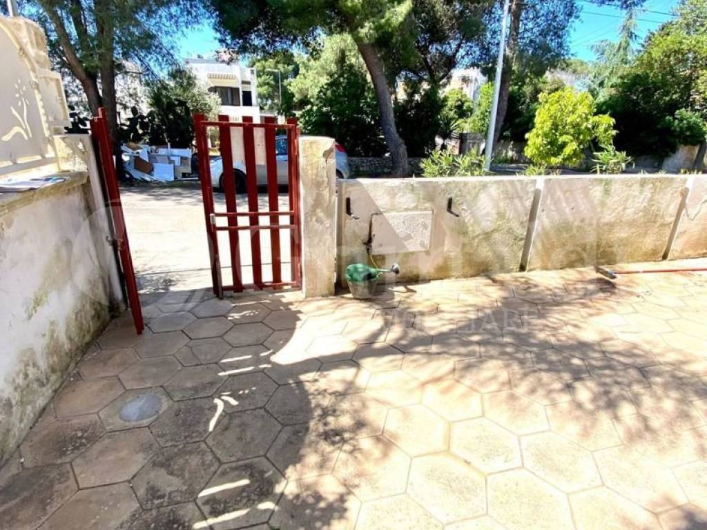 Casa indipendente a Tuglie in VIALE DUCA D'AOSTA , 16 - Foto 4