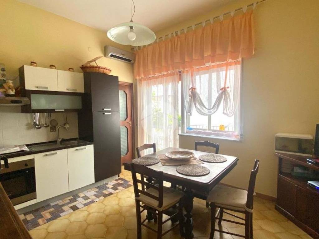 Appartamento a Torre del greco in Via Gastone Maresca - Foto 3