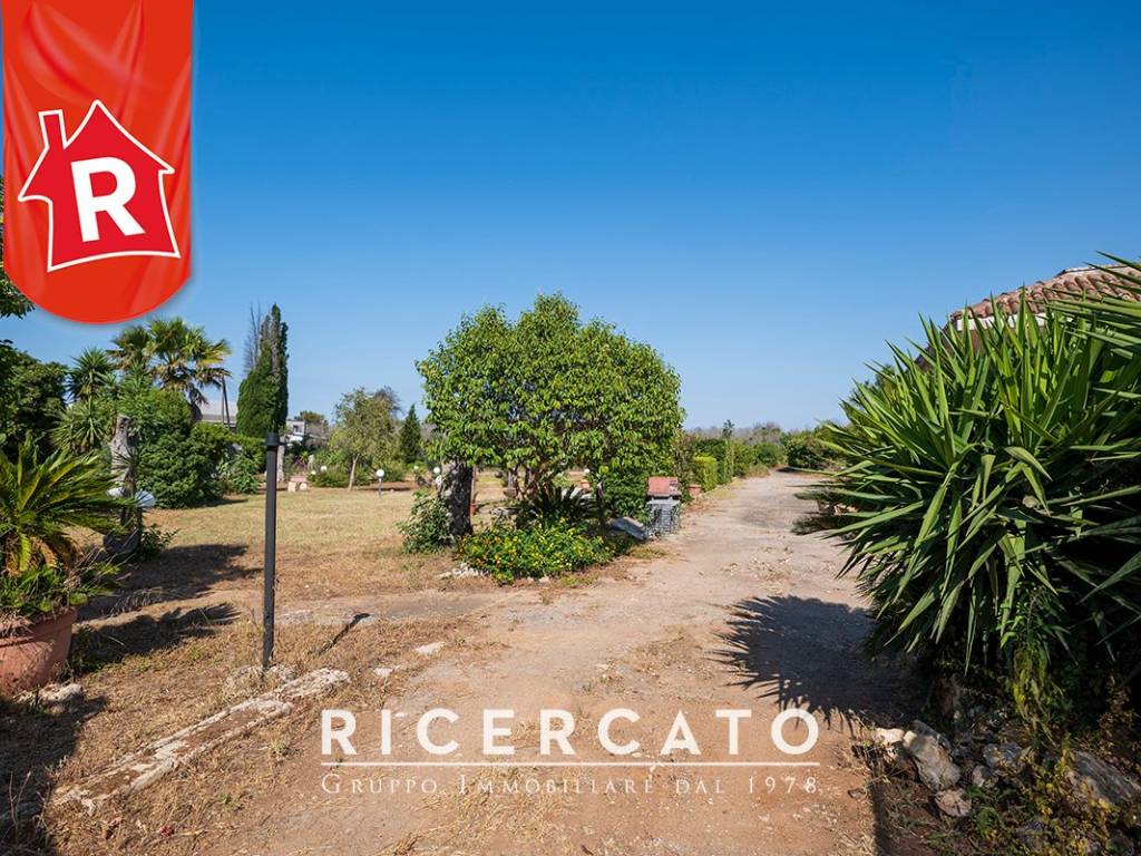 Villa a Trepuzzi in Strada Provinciale Taranto Manduria Lecce - Foto 2