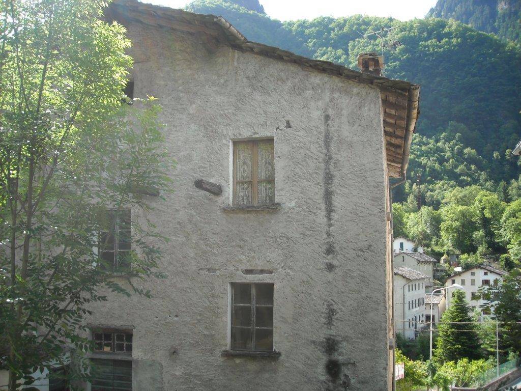 Casa indipendente a Piuro in strada nazionale - Foto 4