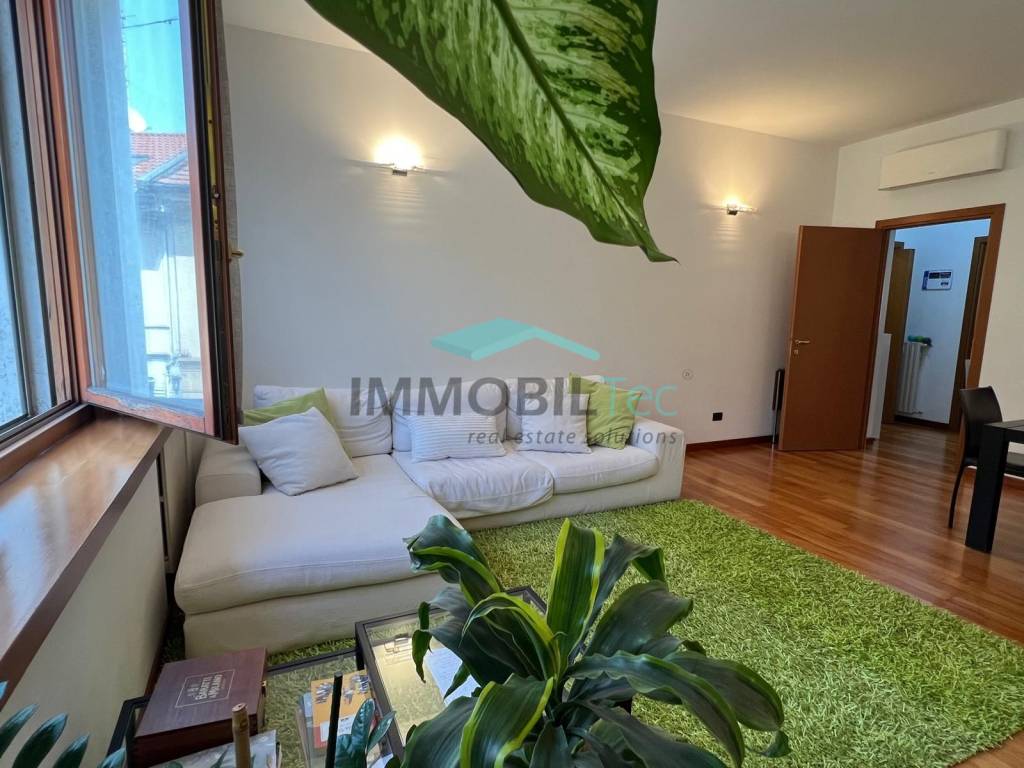 Appartamento a Saronno in Via Pietro Micca - Foto 2