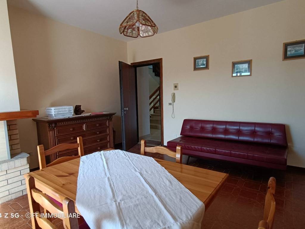 Appartamento a Matelica in Strada Statale Muccese - Foto 2