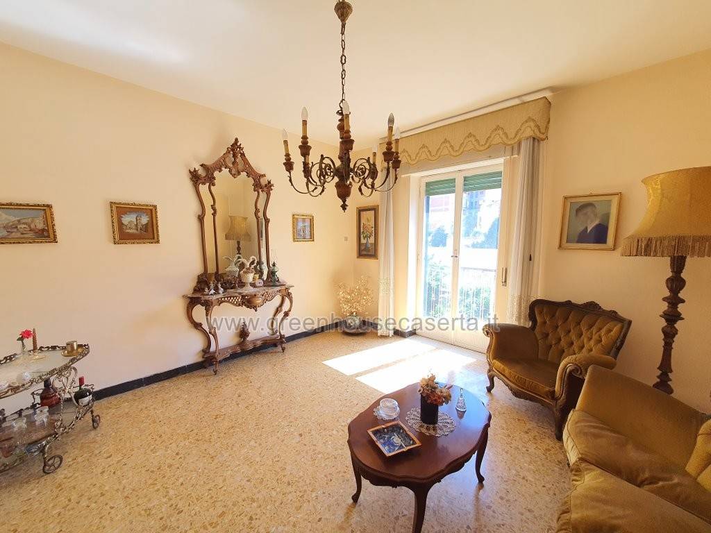 Appartamento a Caserta in Via Gino Chierici, 9 - Foto 2