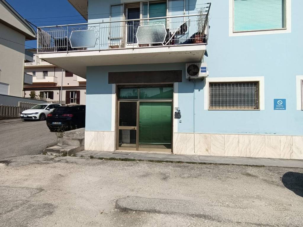 Immobile a Spoltore in Via Berna - Foto 2