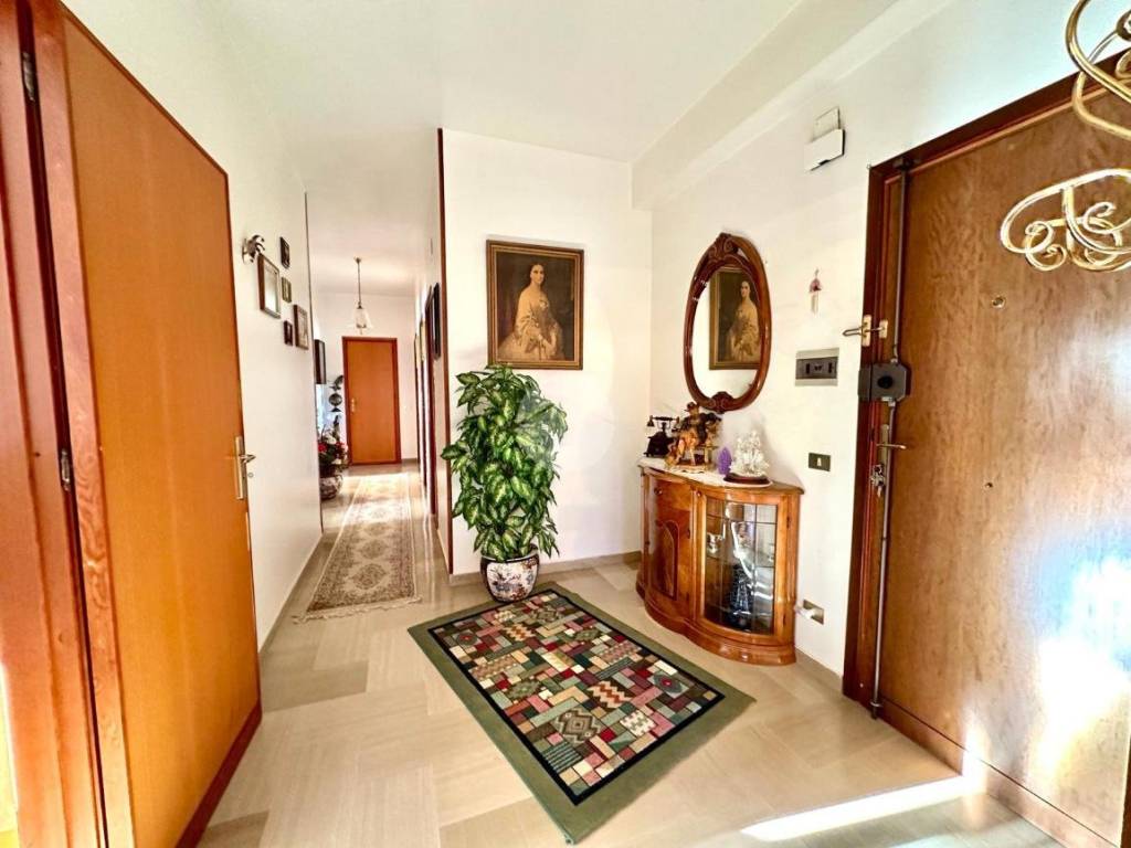 Appartamento a Terrasini in Via Vincenzo Lo Piccolo, 7 - Foto 2