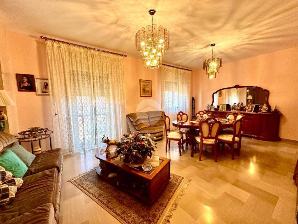 Appartamento a Terrasini in Via Vincenzo Lo Piccolo, 7 - Foto 4