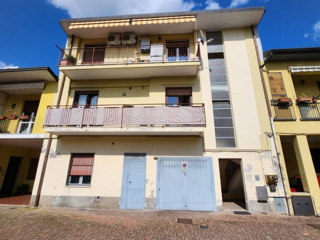 Appartamento a Uboldo in Vicolo Largo, 4 - Foto 2