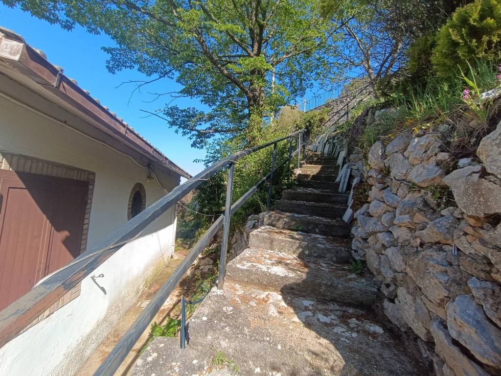 Villa a Serrone in Via Monte Scalambra Alta, 9 - Foto 4
