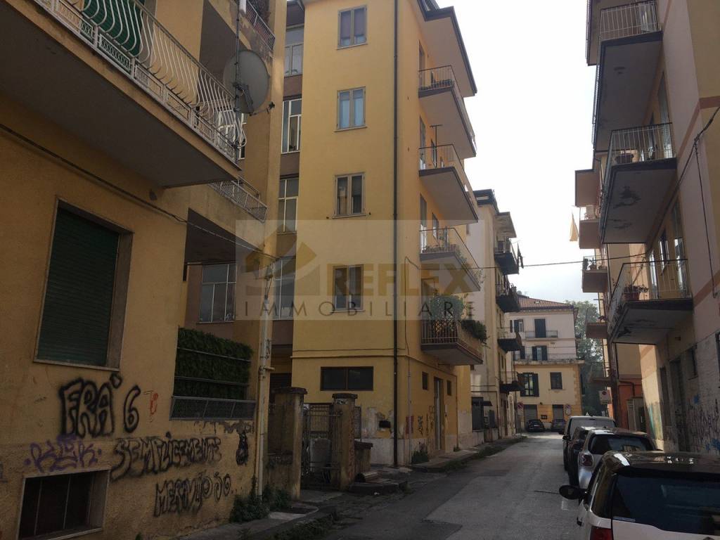 Appartamento a Avellino in Via Carmine Barone - Foto 2