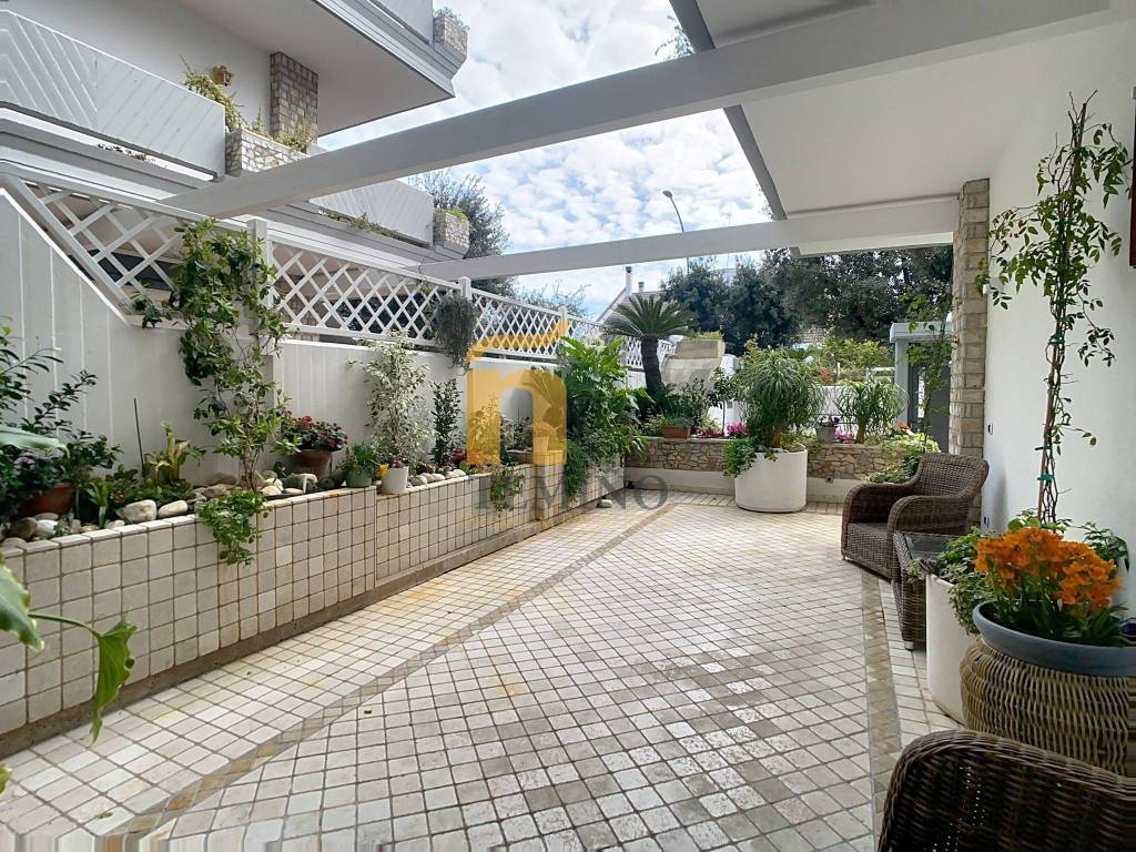 Villa a Lecce in Via Antonietta De Pace - Foto 4