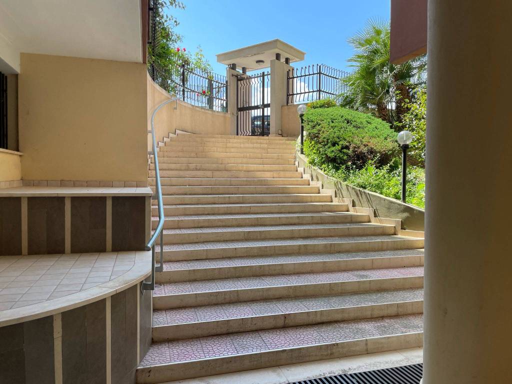 Appartamento a Trani in Via Francesco Cilea, 46 - Foto 5