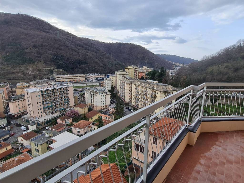 Appartamento a Genova in Via di Pino, 29 - Foto 2