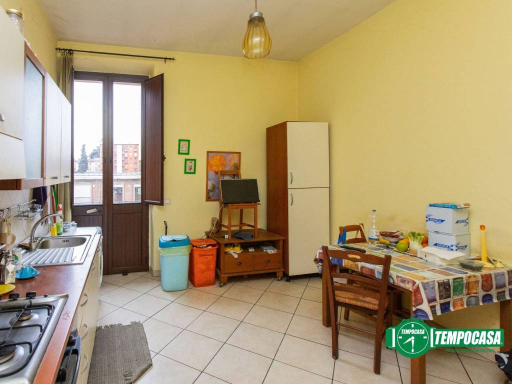 Appartamento a Castellanza in Piazza Castegnate, 10 - Foto 2