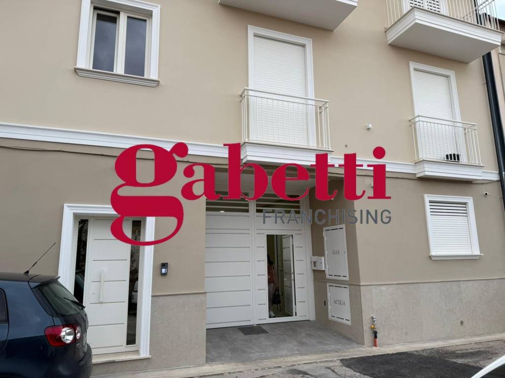 Appartamento a Marcianise in Via Gabriele D'Annunzio - Foto 2