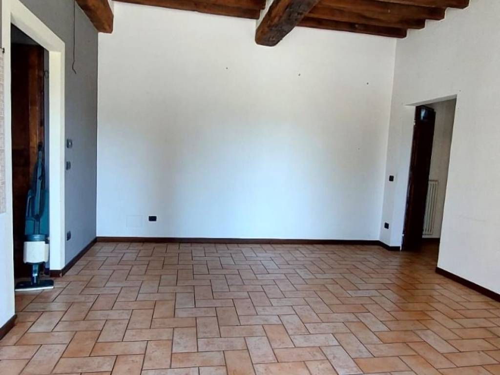 Appartamento a Collecchio in Strada Castellarso - Foto 3