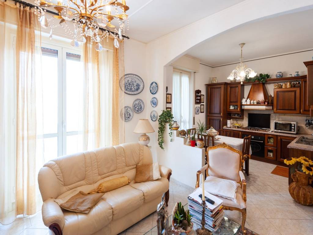 Appartamento a Albisola superiore in Corso Giuseppe Mazzini - Foto 2