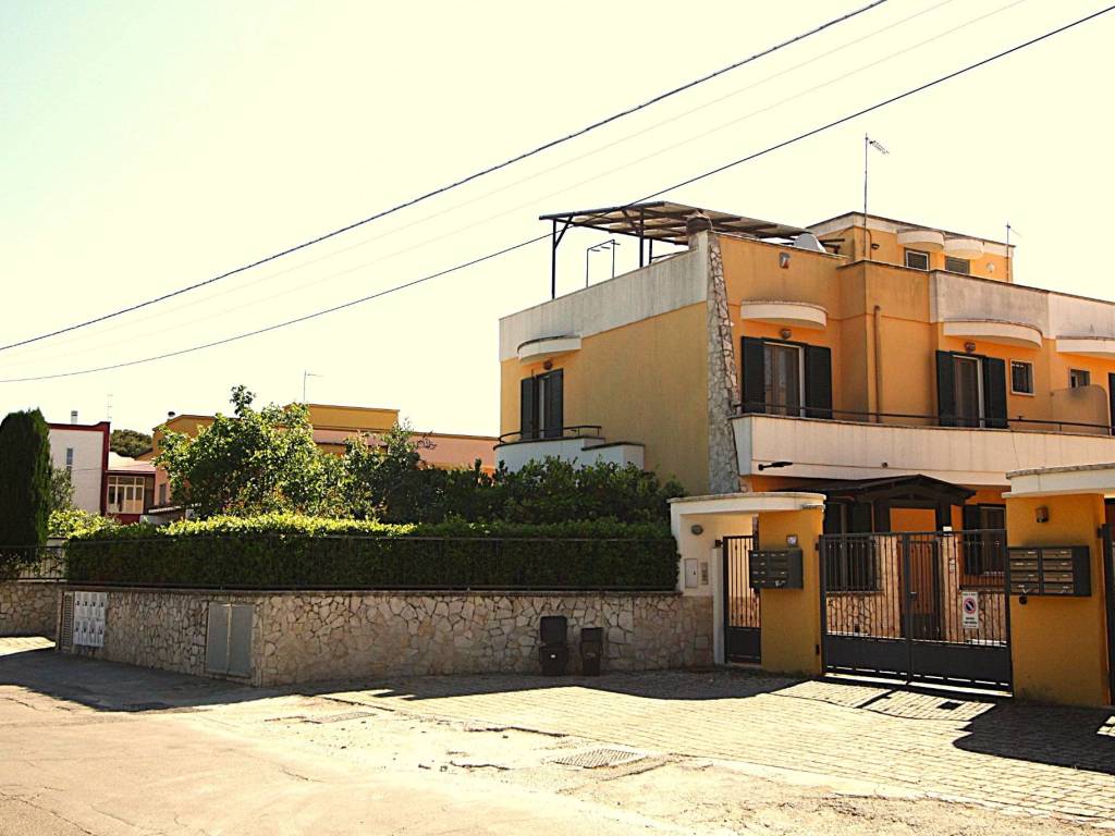 Villetta a schiera a Tuglie in Strada Provinciale Neviano Tuglie - Foto 2