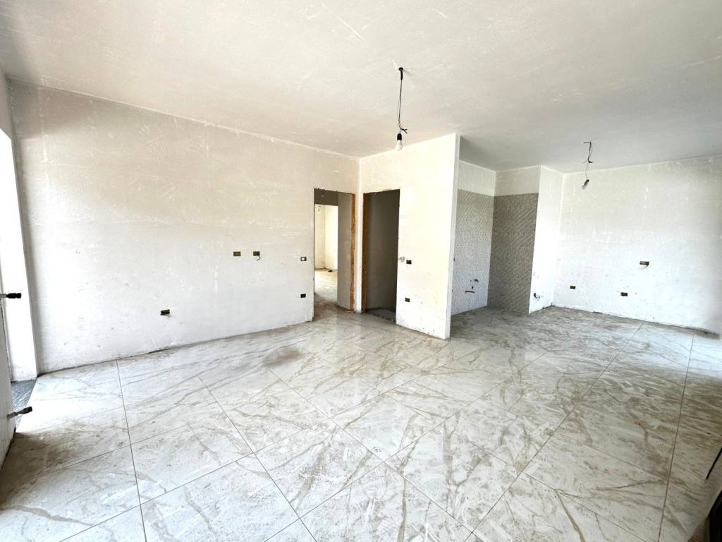 Villa a Maddaloni in Via Appia, 458 - Foto 4